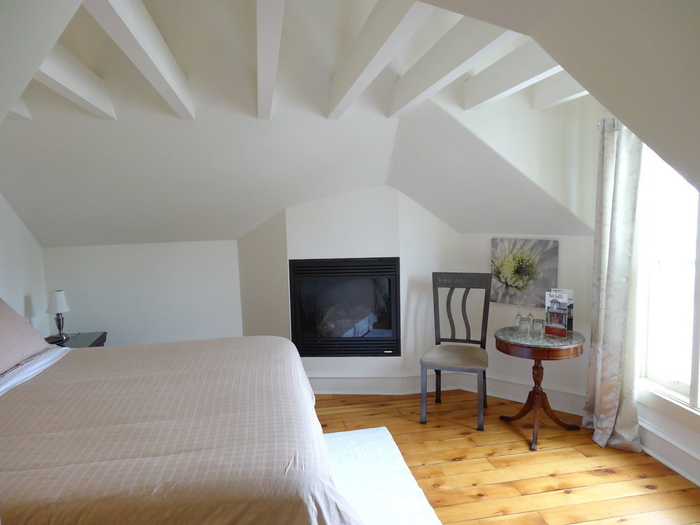 St Andrew Suites Фергюс Экстерьер фото